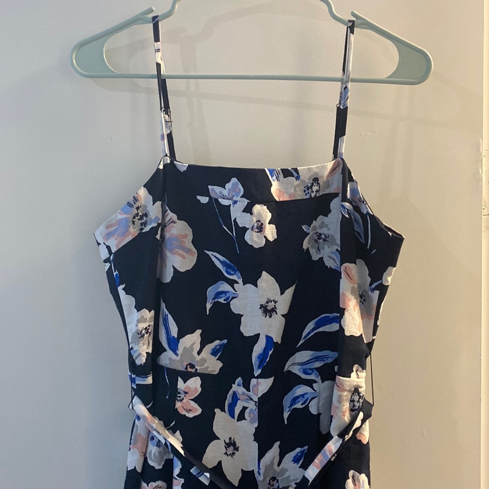 Banana Republic Romper size 4, tags on